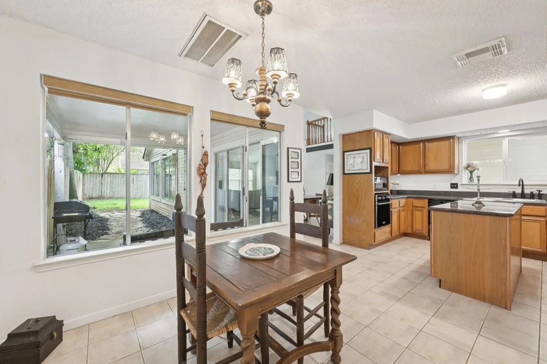 Photo of 3218 Knoll West Drive