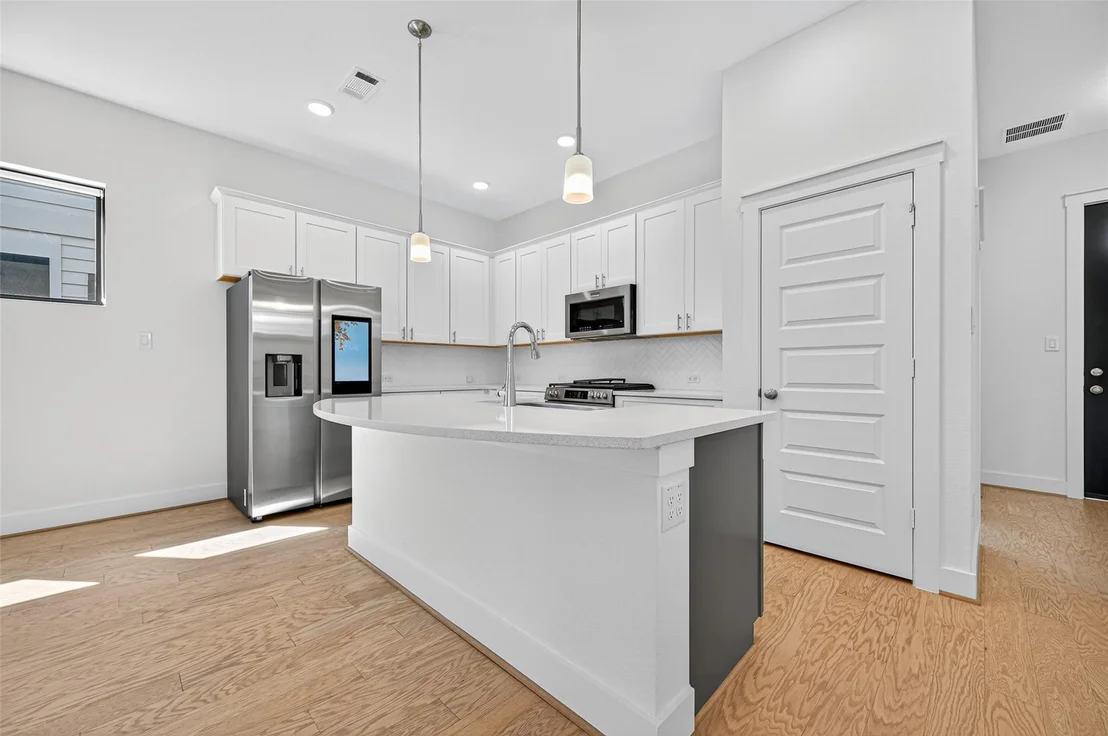 Photo of 15118 Tenacious Drive