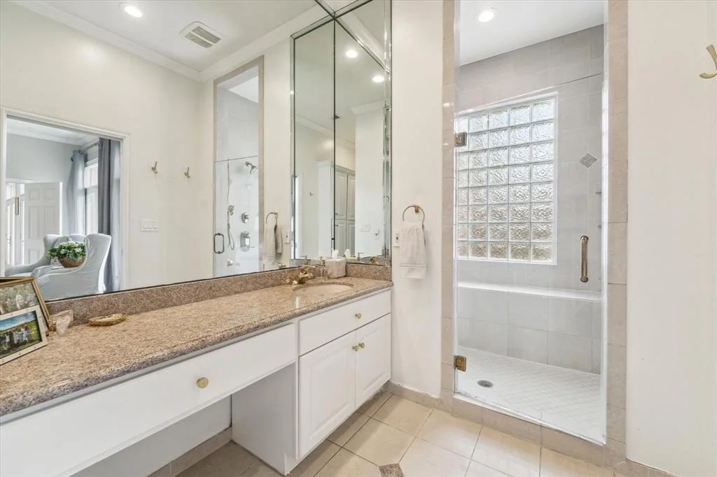 Photo of 6224 Overbrook Lane