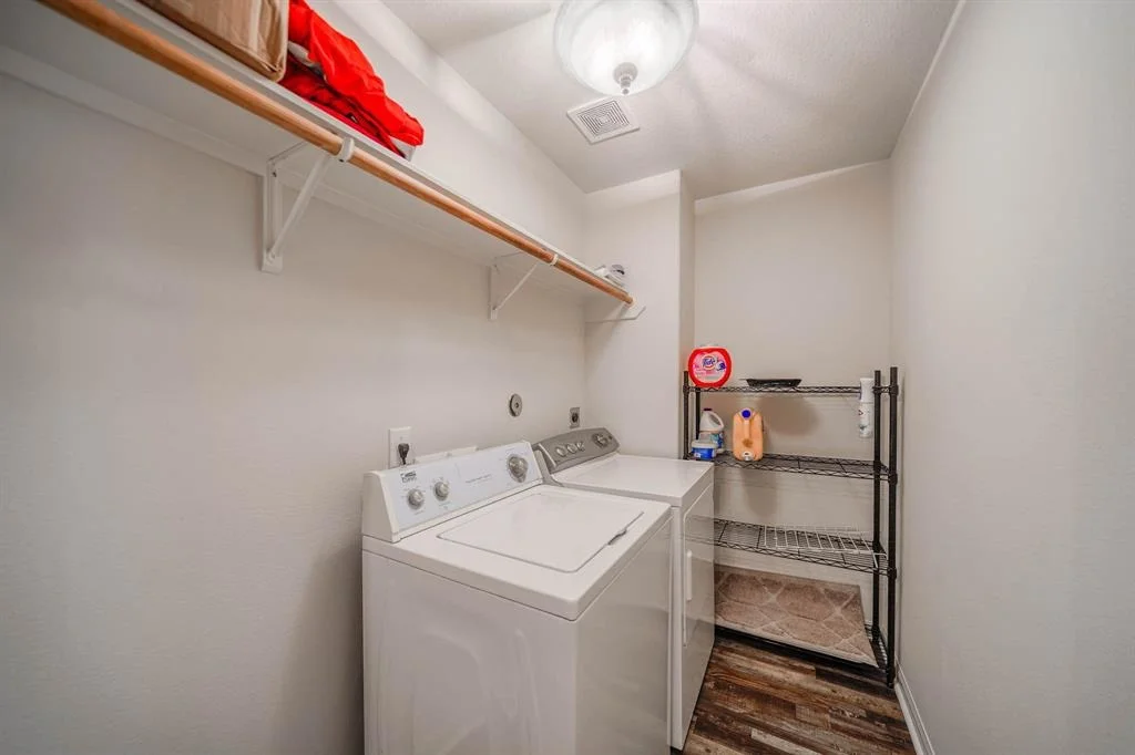 Photo of 9426 Amethyst Glen Drive