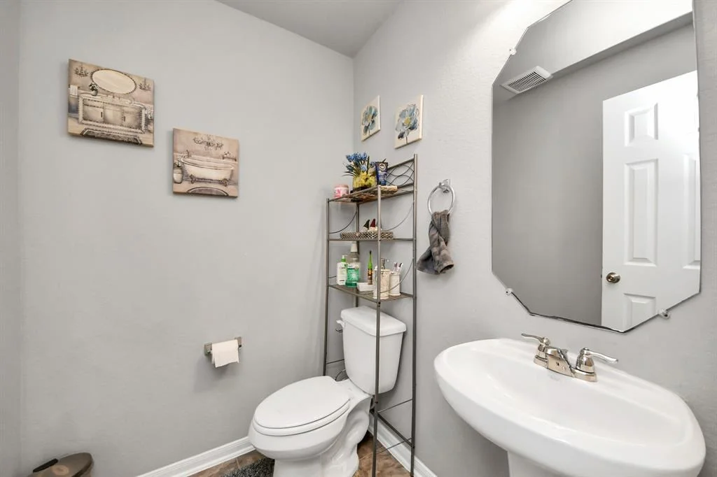 Photo of 2918 Silverhorn Lane