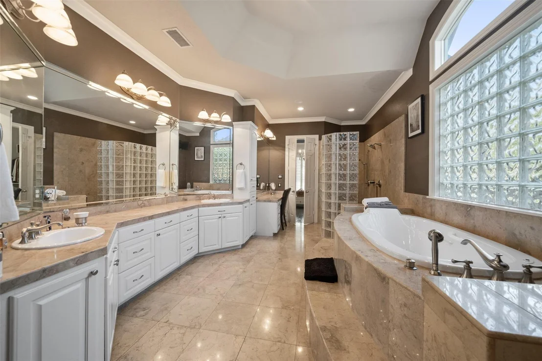 Photo of 35 Bentwater Bay Circle