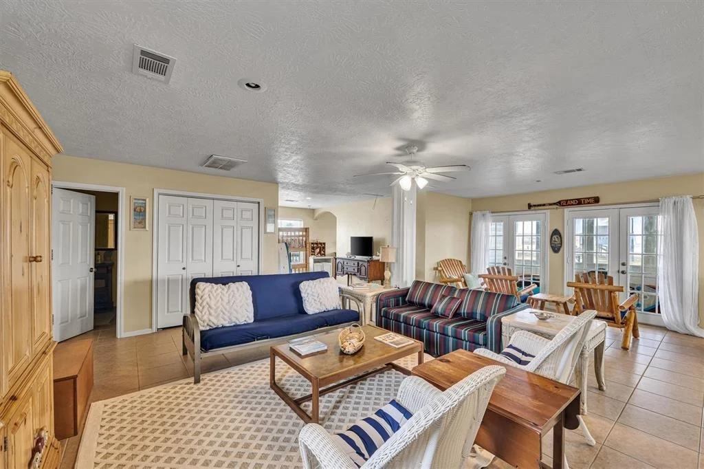 Photo of 818 Sea Shell Drive