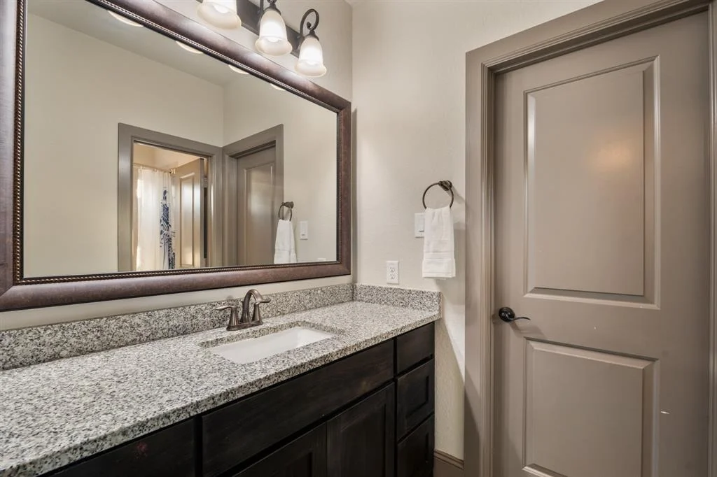 Photo of 2431 Juniper Bend
