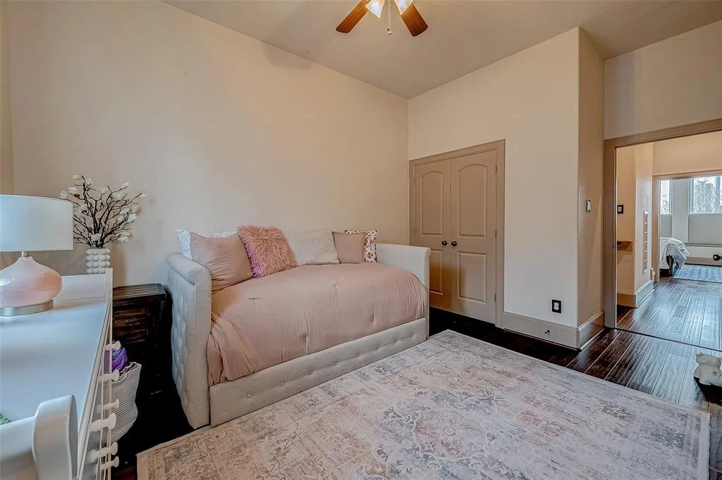 Photo of 2807 Chartres Street Street