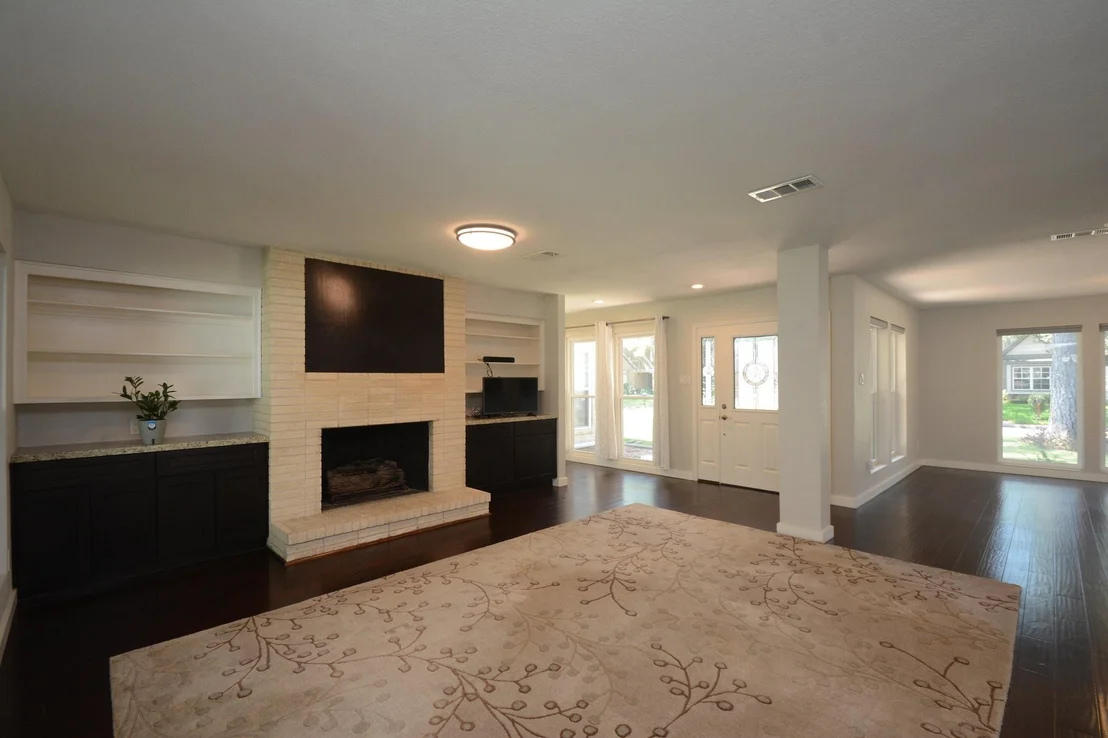 Photo of 2906 Shadowdale Drive