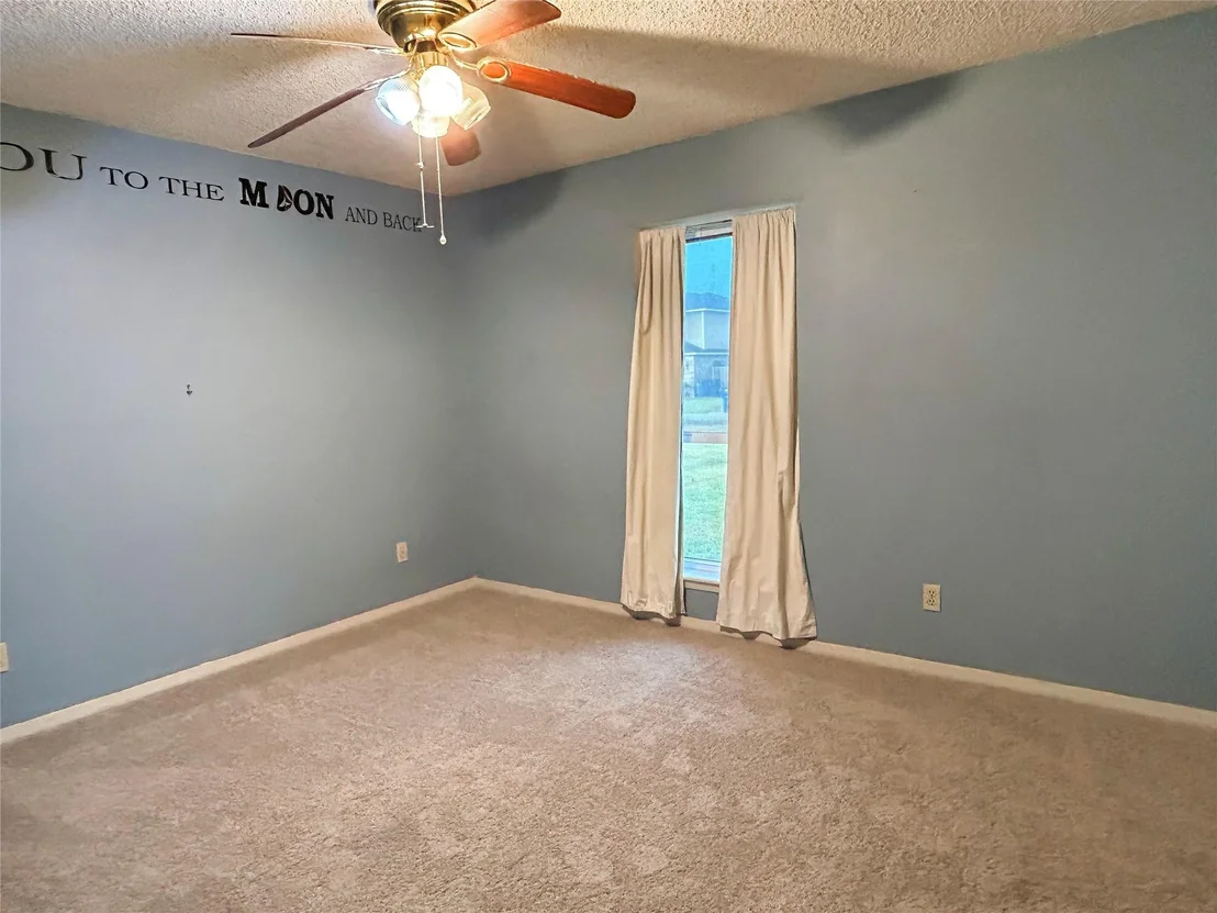 Photo of 6132 Fox Ridge Drive