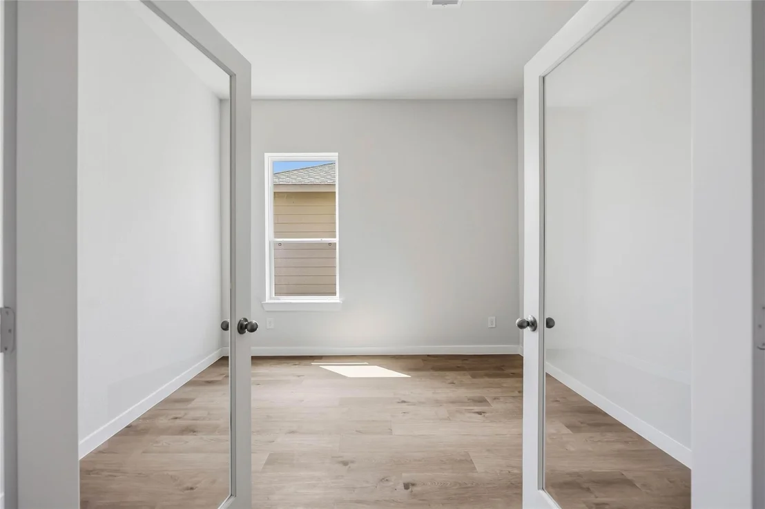 Photo of 1204 Lilly Lane
