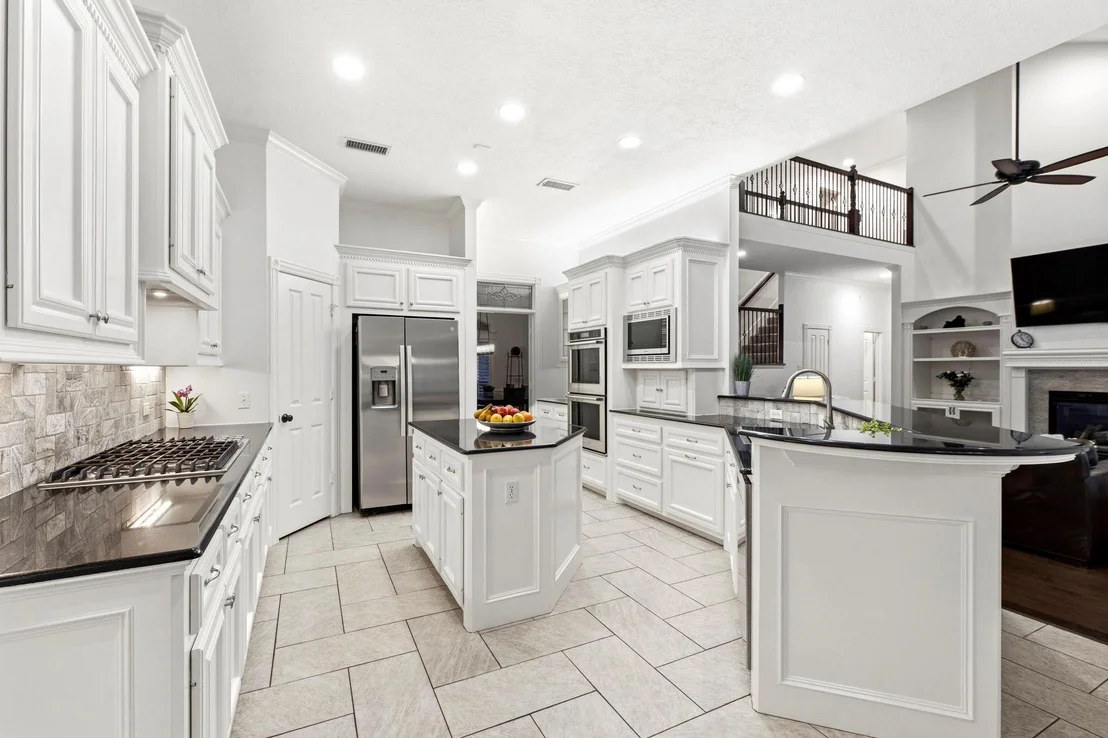 Photo of 130 E Fairbranch Circle