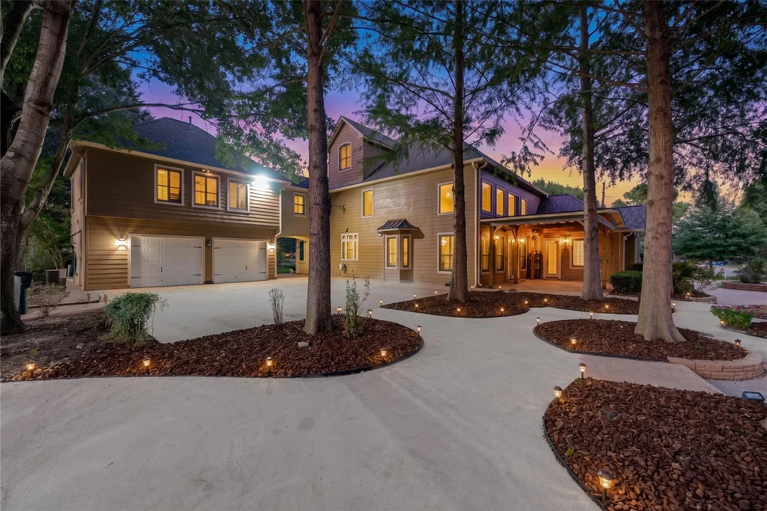 Photo of 200 Creekside Court