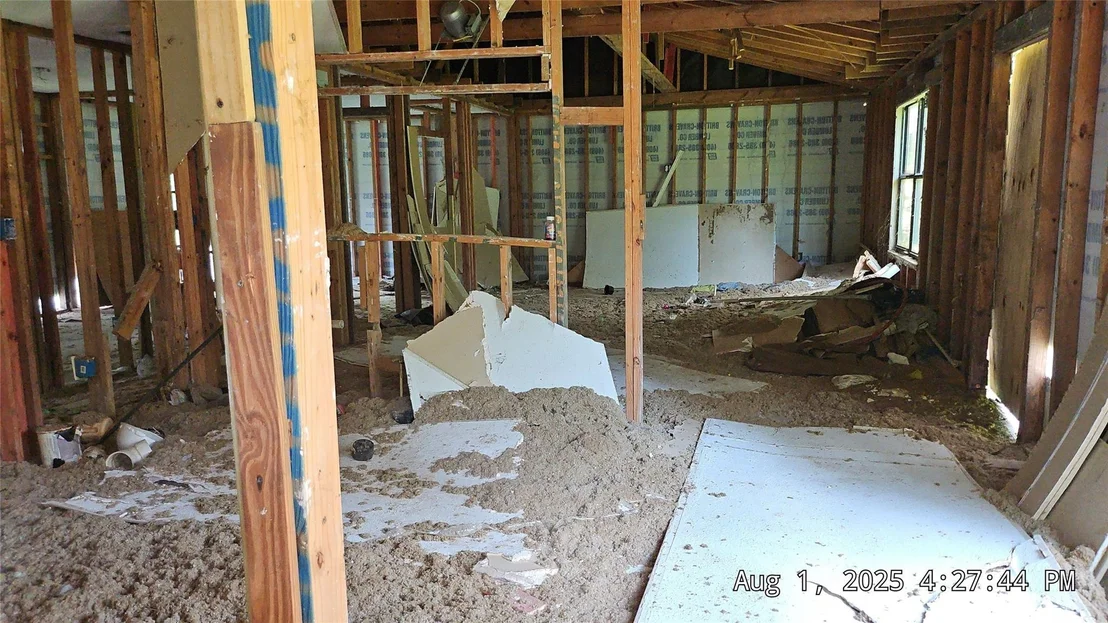 Photo of 17505 S Lakeview Drive