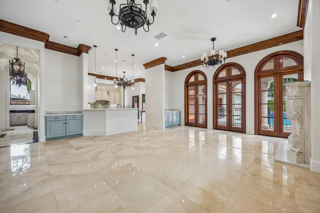 Photo of 8448 Westview Drive