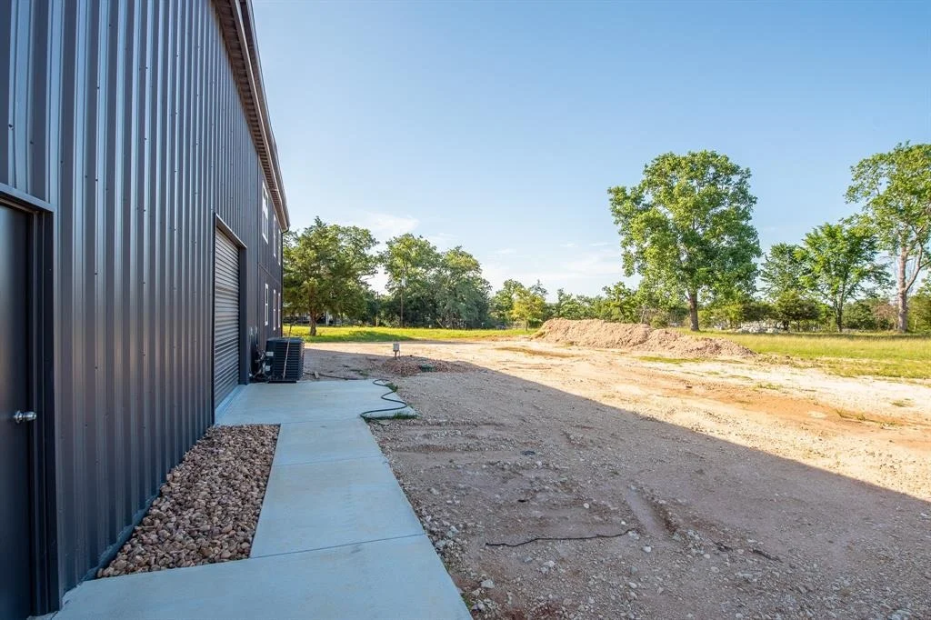 Photo of 103 Whispering Oaks