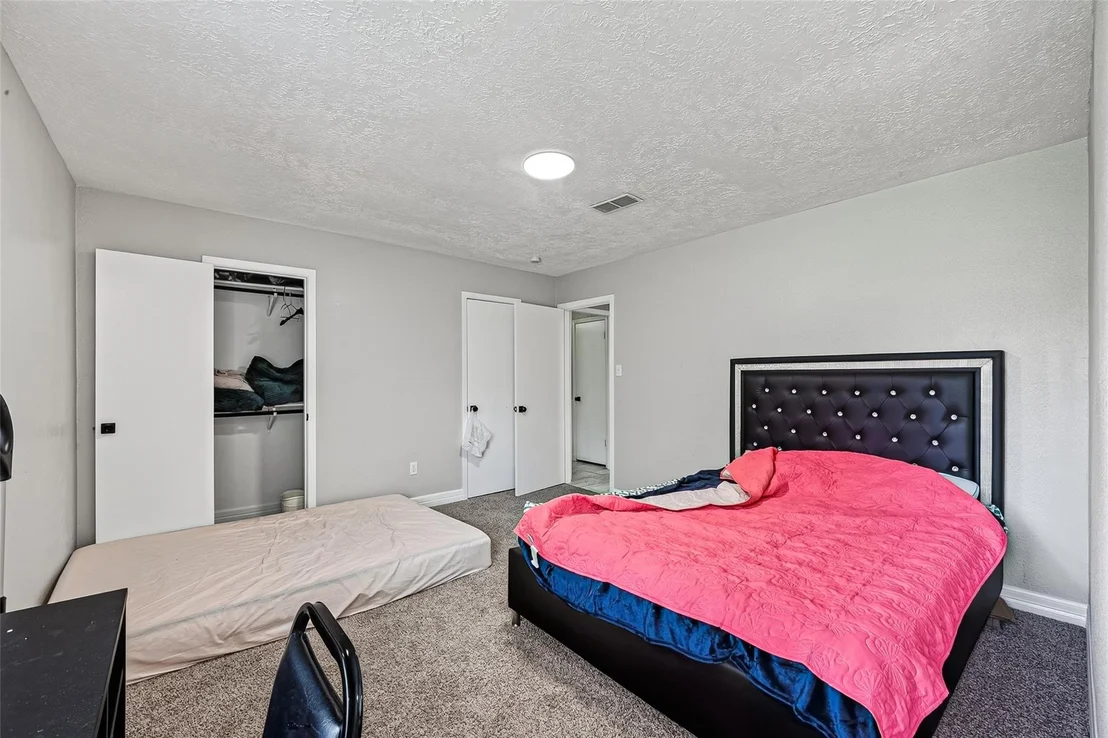 Photo of 1446 Castle Glen Drive