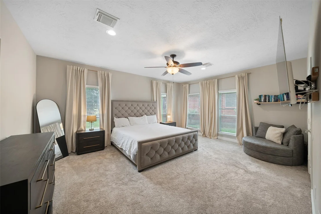 Photo of 18222 Walden Forest Drive