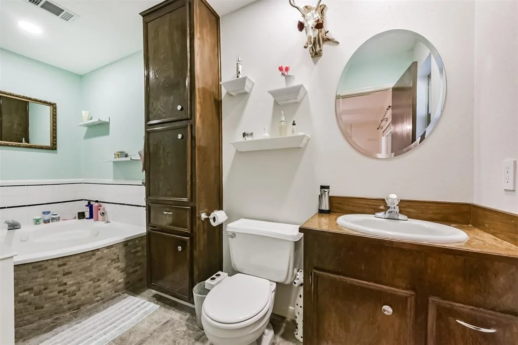Photo of 12938 Dermott Drive