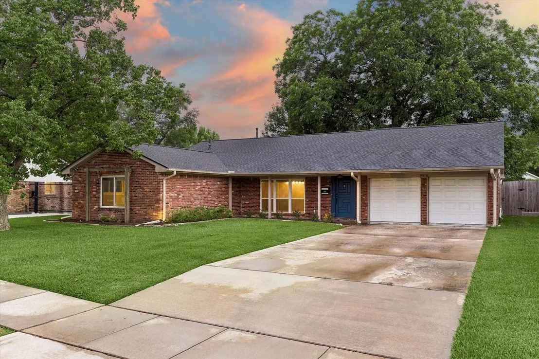 Photo of 2910 Freshmeadows Drive