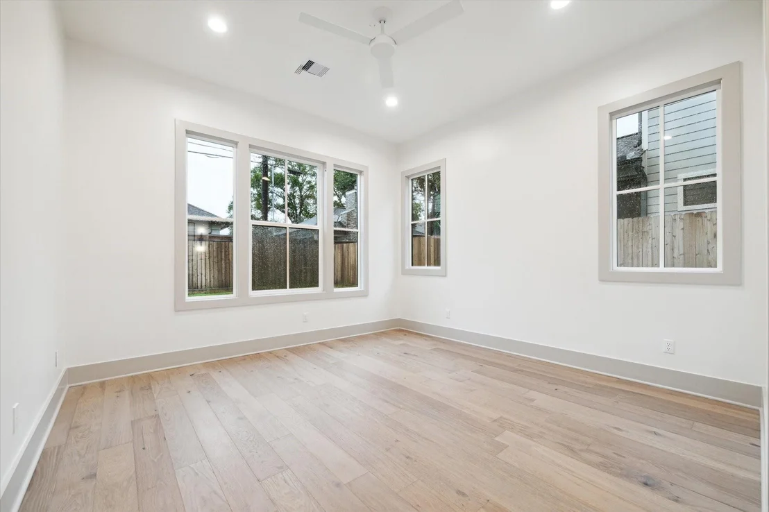 Photo of 1714 Viking Drive