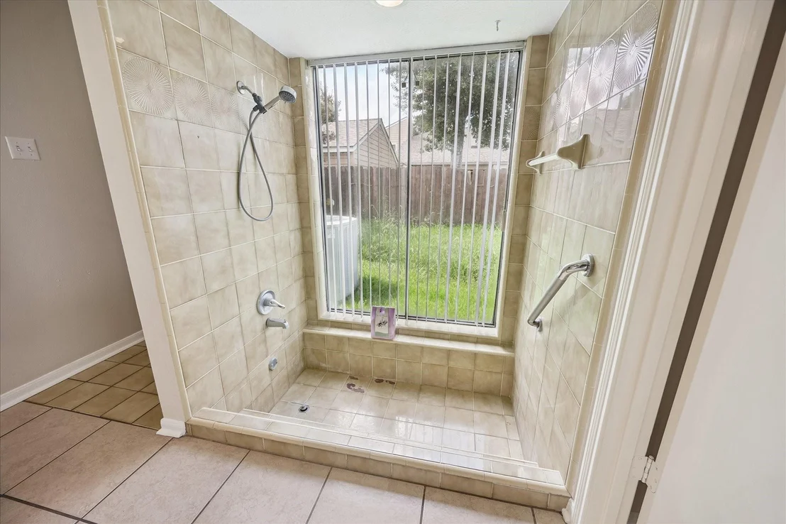 Photo of 8018 Cobblefield Lane