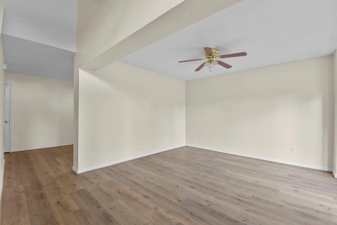 Photo of 4911 Silver Fox Drive