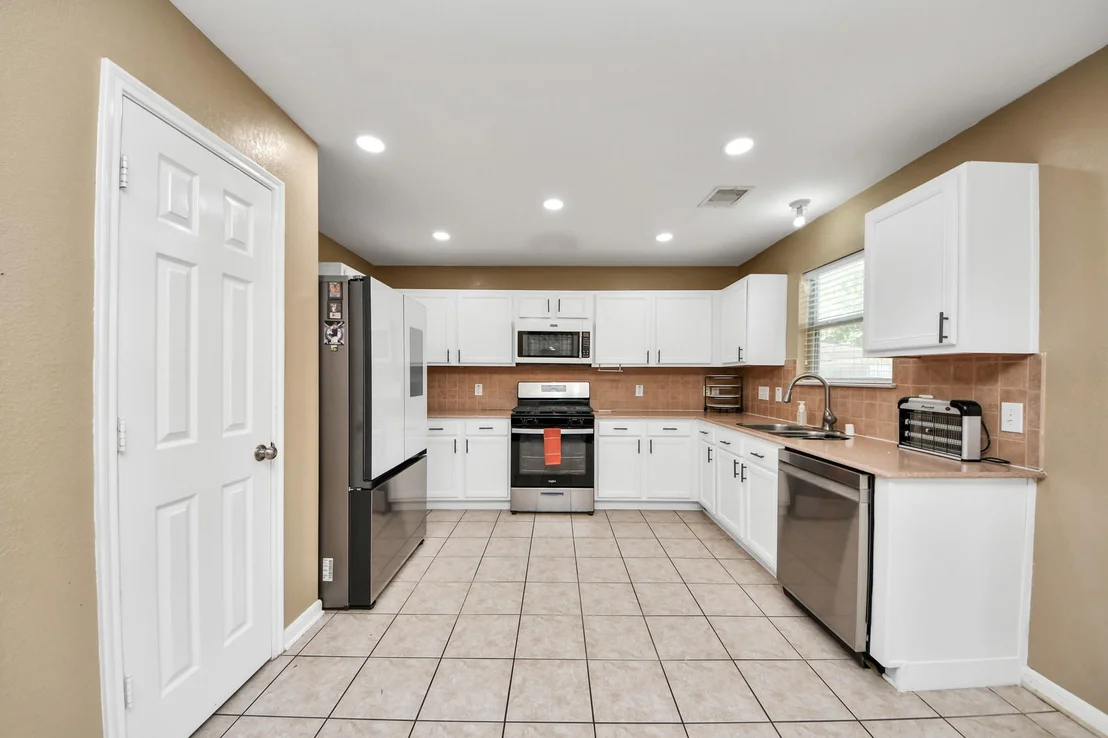 Photo of 9510 Yearling Branch Dr