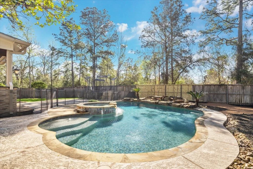 Photo of 54 E Beckonvale Circle
