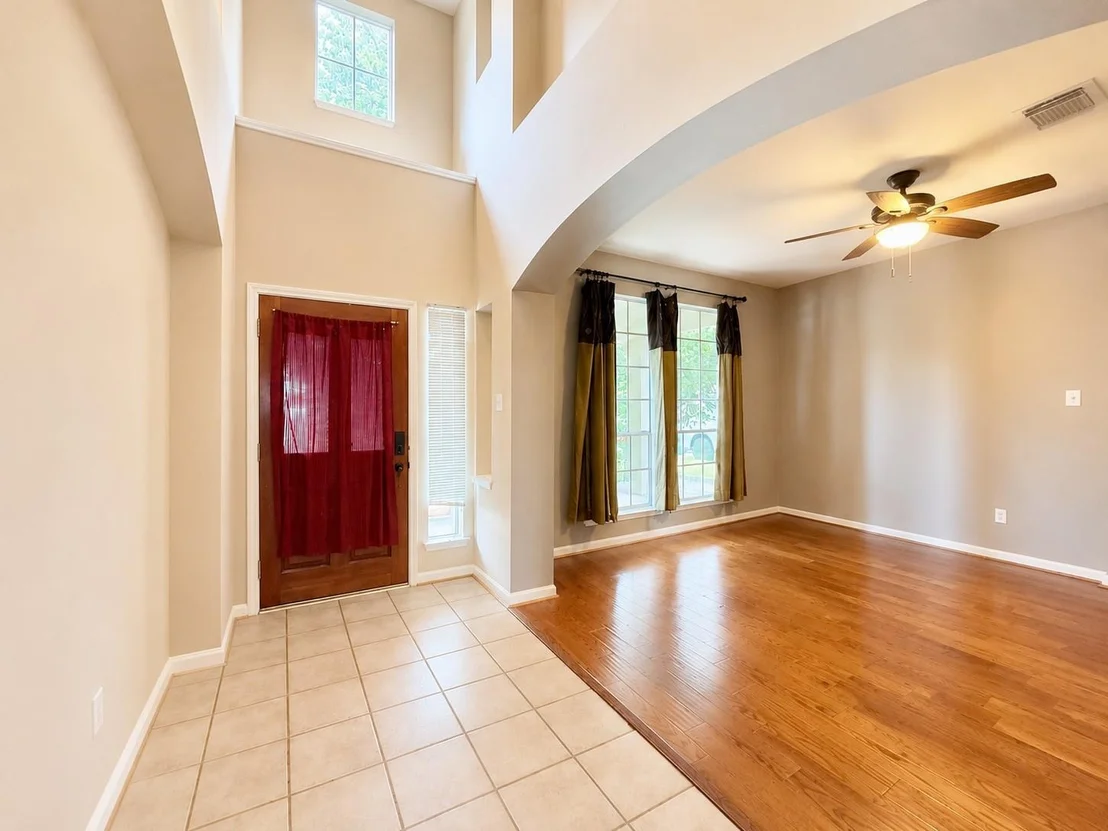 Photo of 8418 Manassas Lane