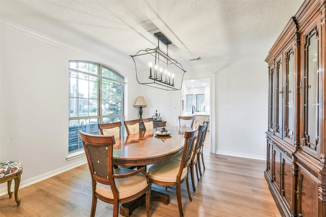 Photo of 3823 Elmcrest Drive