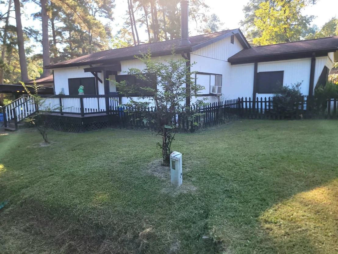 Photo of 38 E Whippoorwill Lane