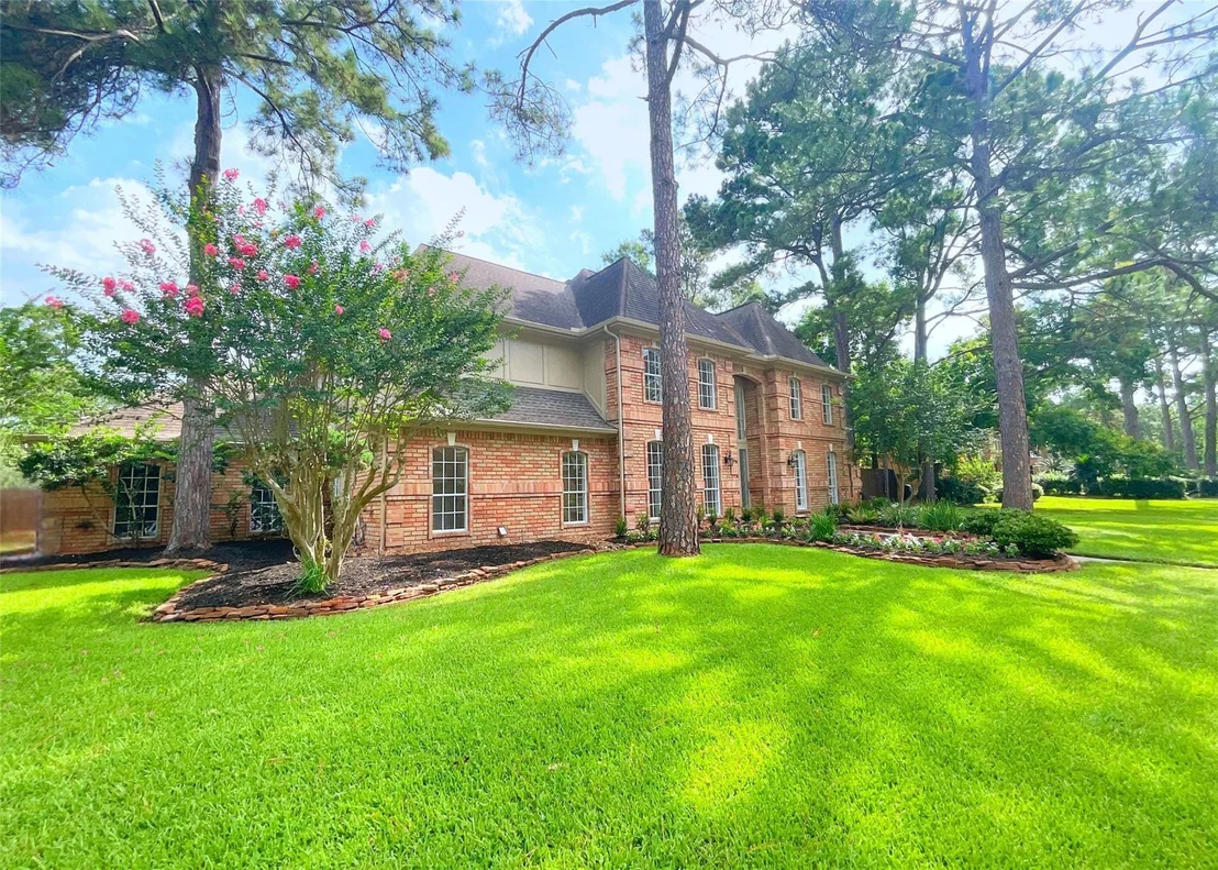 Photo of 1810 Seven Maples Drive