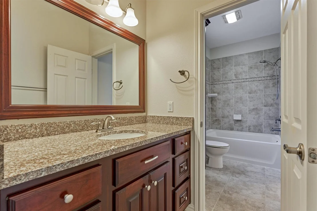 Photo of 11062 N Hidden Oaks
