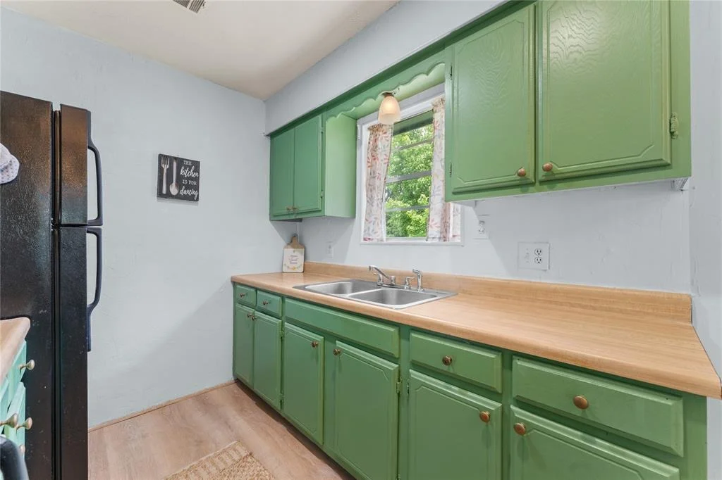 Photo of 749 Ferguson Drive