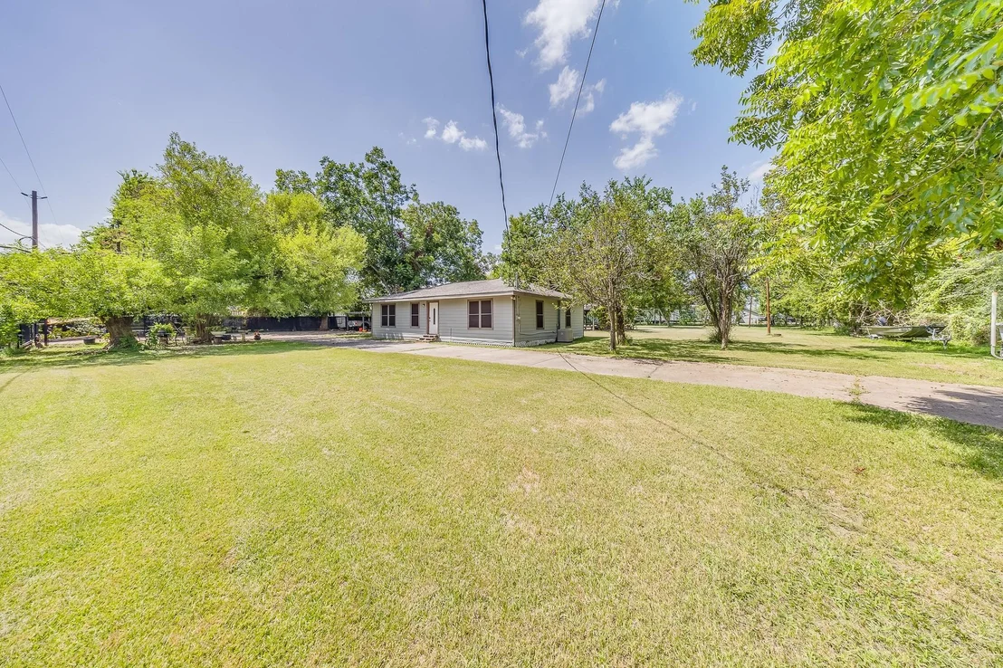 Photo of 1725 Strawn Road