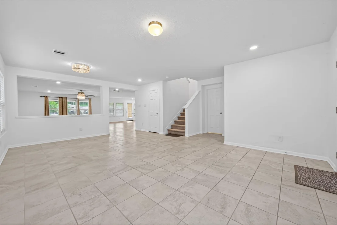 Photo of 4027 Lake Cypress Circle