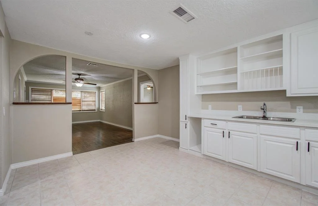 Photo of 2020 Vince Street