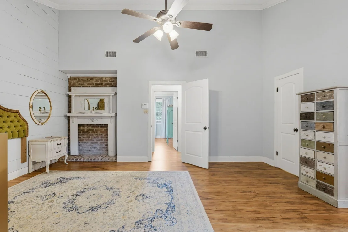 Photo of 11765 Calvary Road