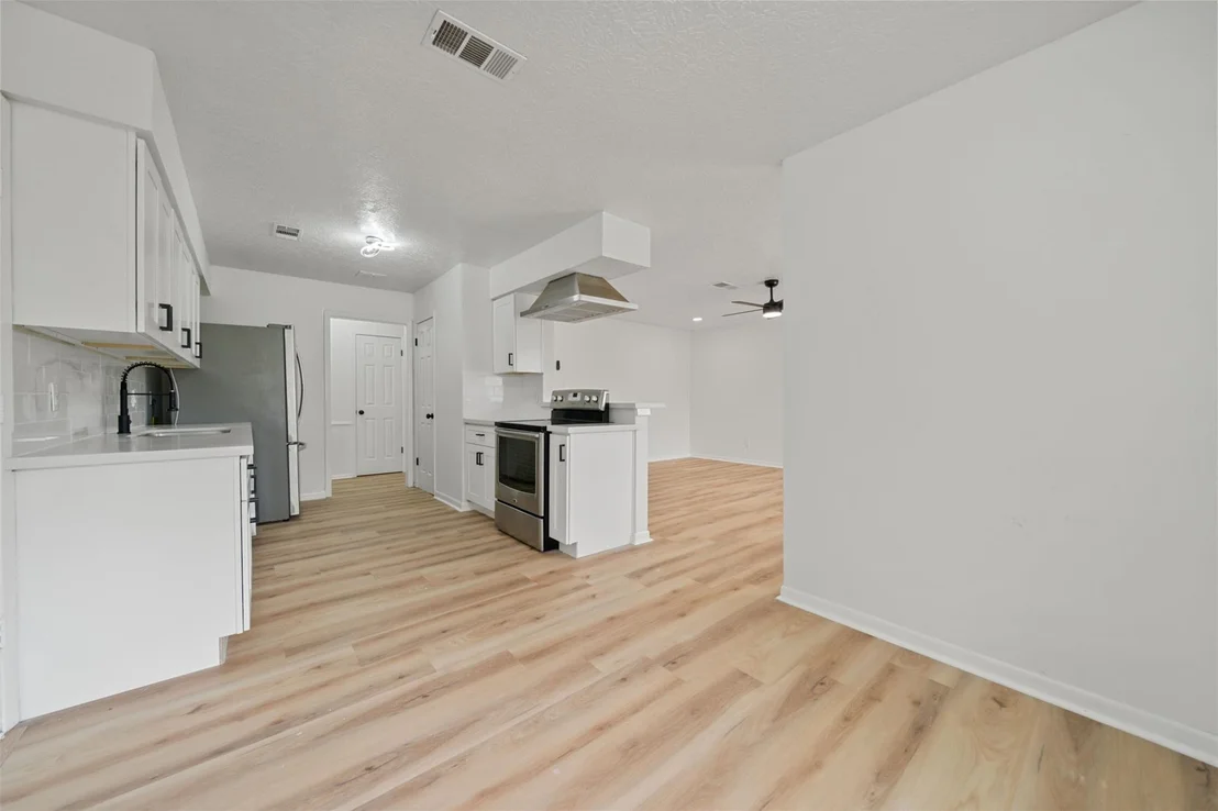 Photo of 601 Midway Drive