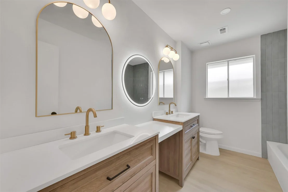Photo of 1617 Wavecrest Lane