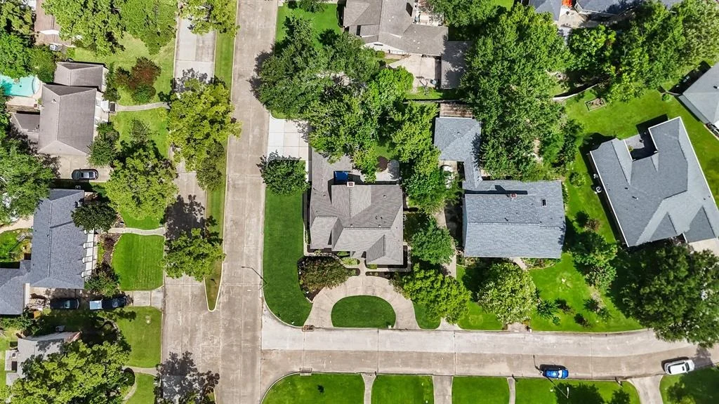 Photo of 8003 Hurst Forest Drive