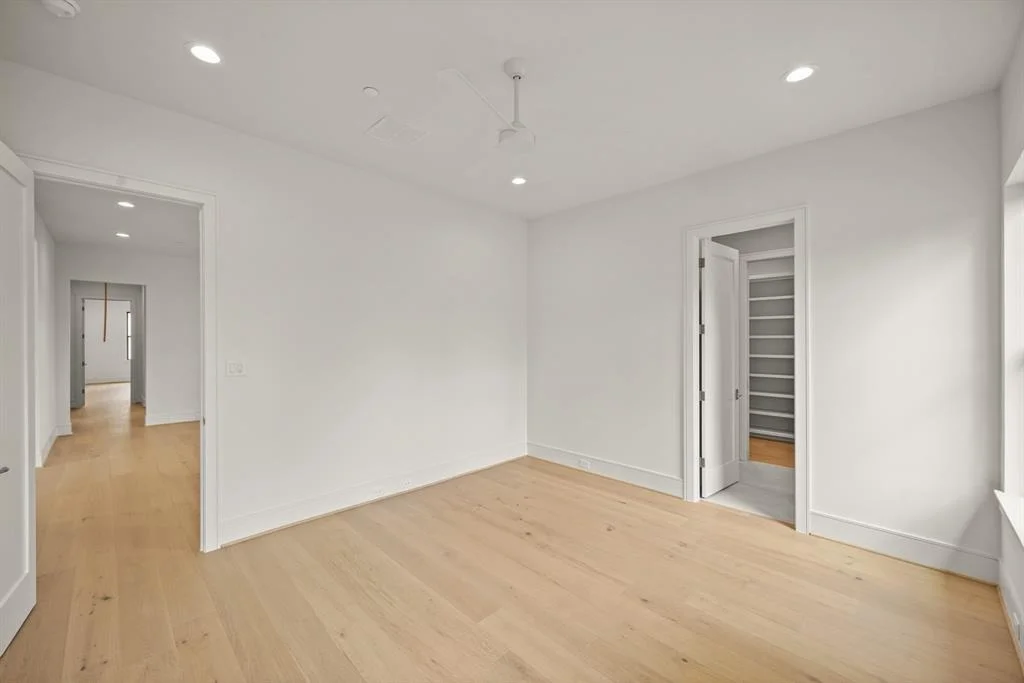 Photo of 1222 Glourie Drive