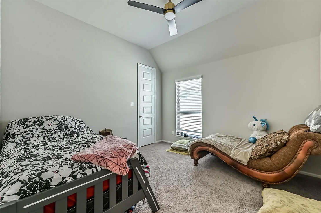 Photo of 5138 Walnut Grove Lane