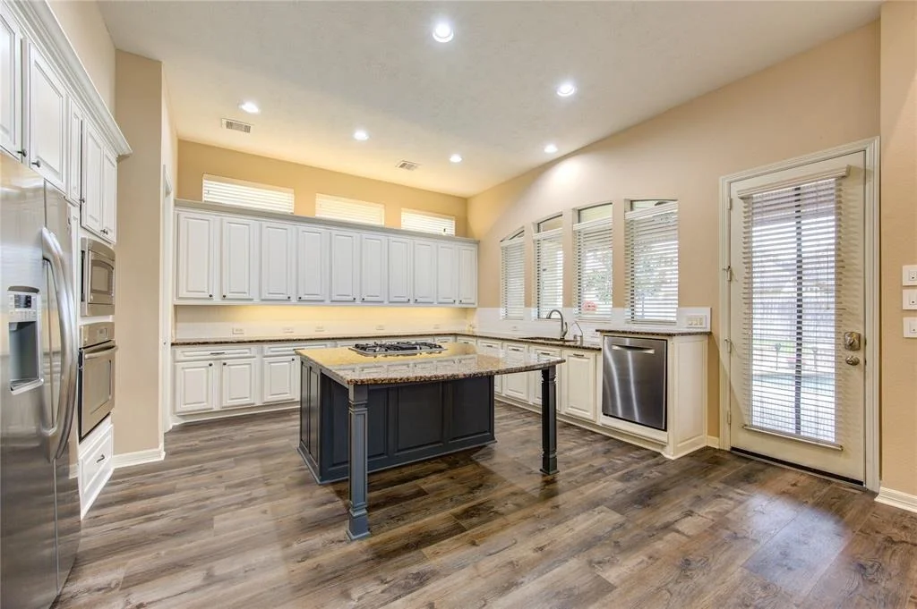 Photo of 4610 Seguin Valley Drive