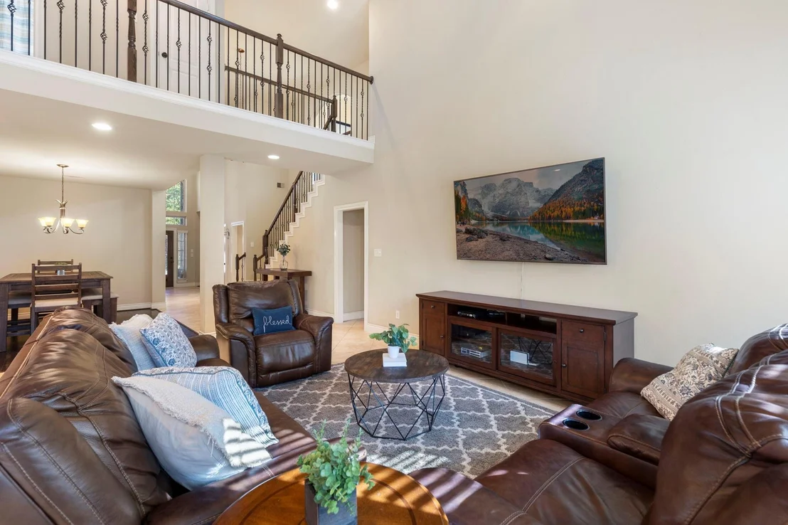 Photo of 1419 Laura Hills Lane