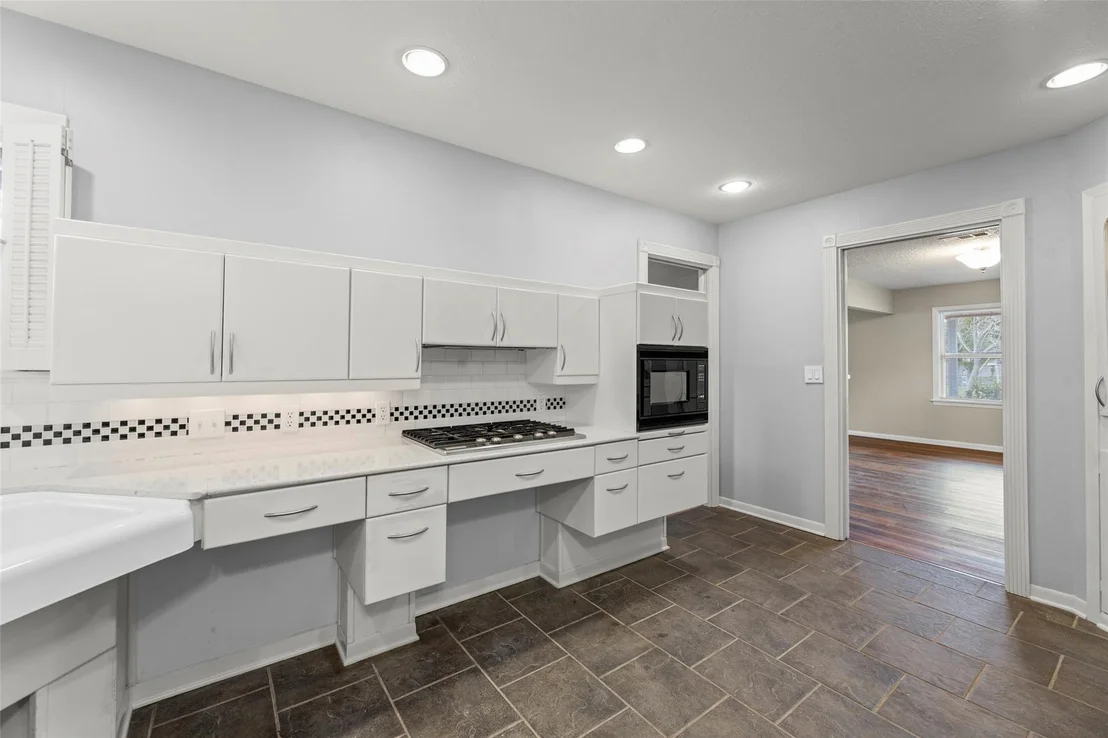 Photo of 1327 Hodges Lane