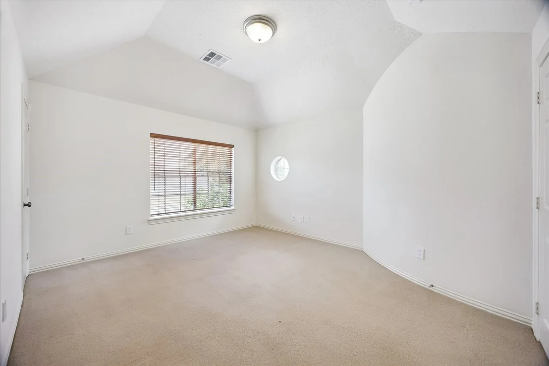 Photo of 14022 Barnhart Boulevard