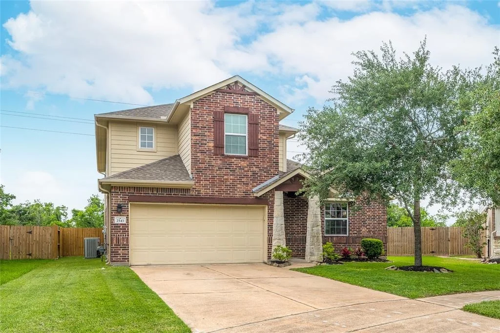 Photo of 2543 Crystal Shore Drive
