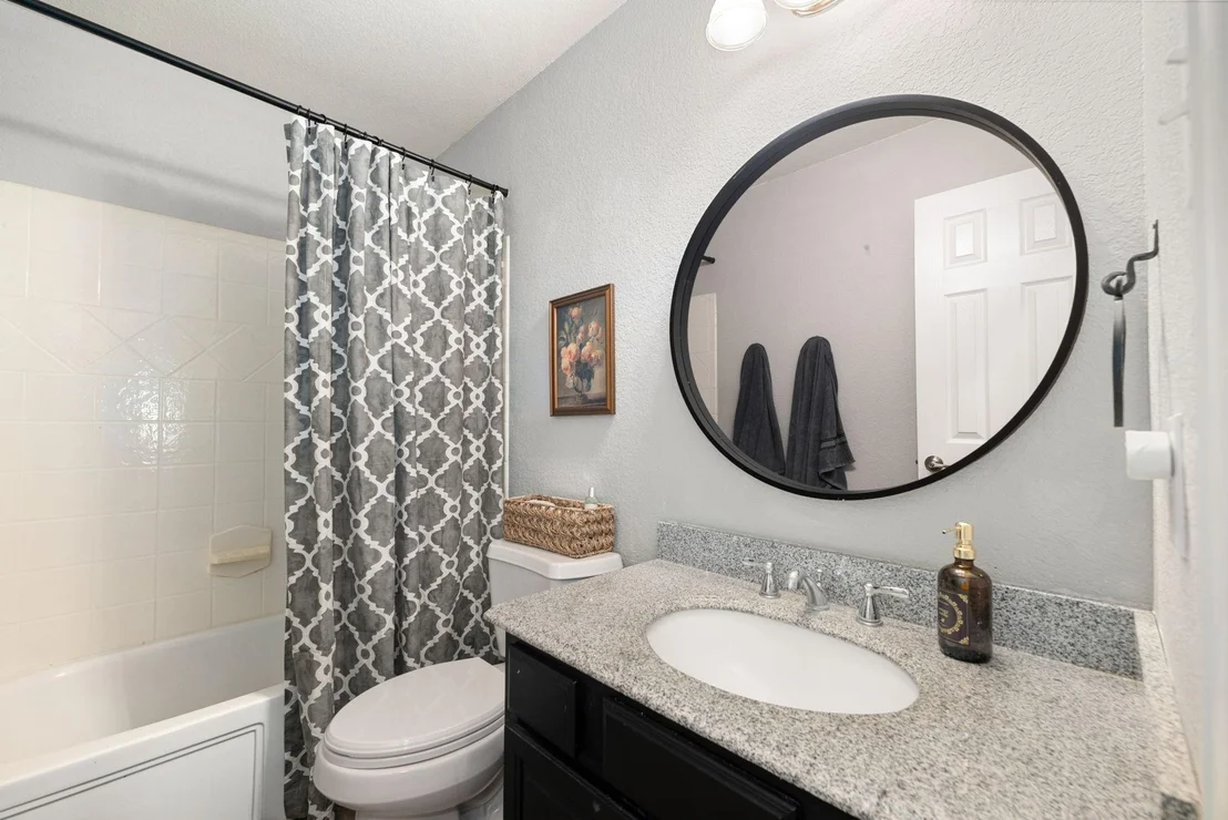 Photo of 2303 Crescent Water