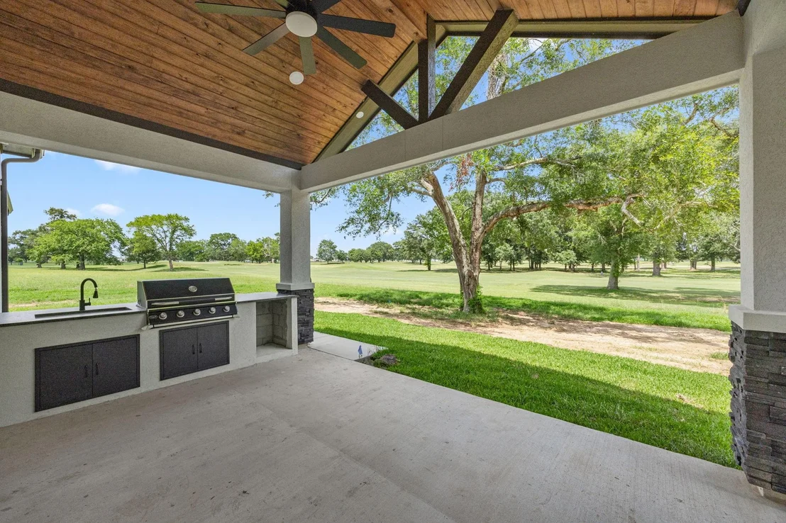 Photo of 210 Birdie Dr