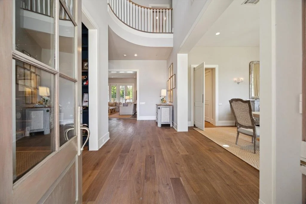 Photo of 6122 Longmont Drive