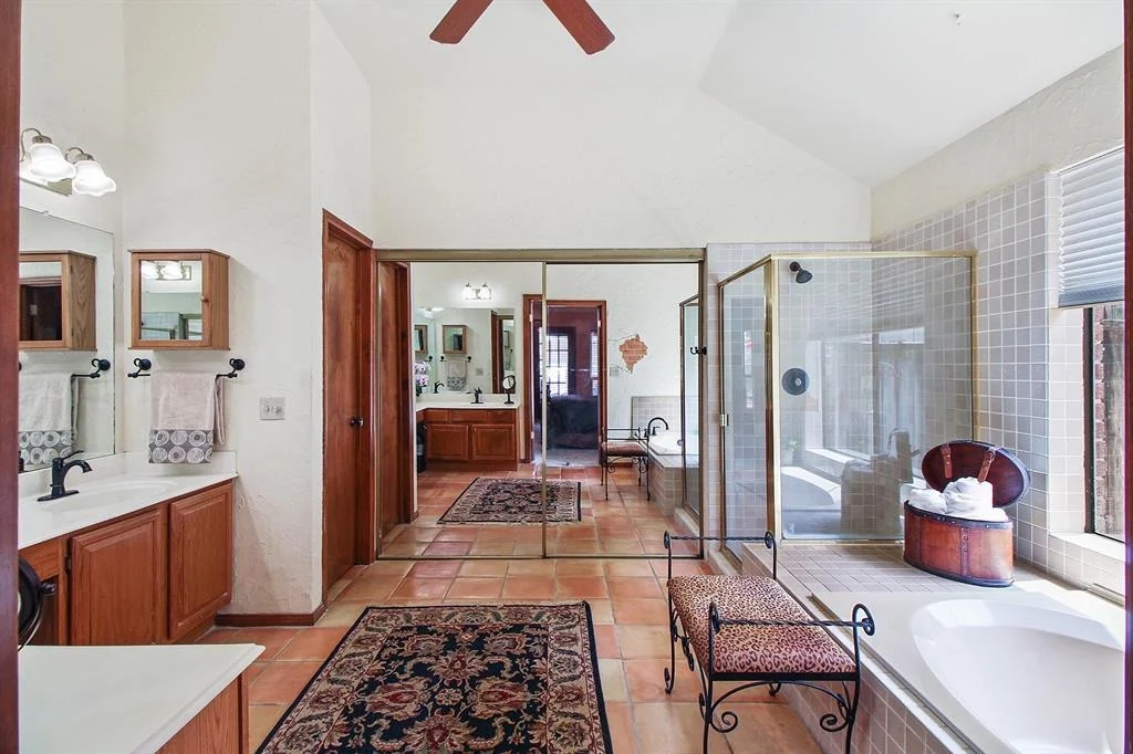Photo of 23010 Glenover Drive